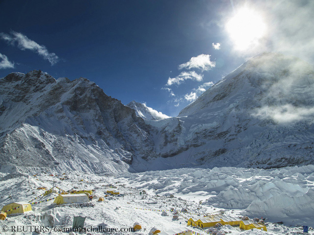 Базовый лагерь Эвереста с южной стороны