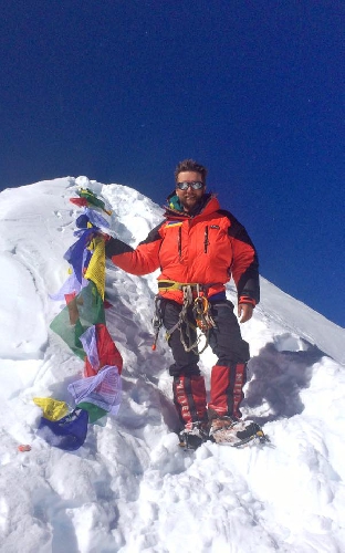 Фото киевского альпиниста Андрея Вергелеса с вершины Манаслу. Осень 2016 года