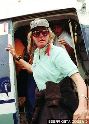 Шарлотта Фокс (Charlotte Fox). 15 мая 1996 года. Катманду. После спасательной операции на Эвересте 