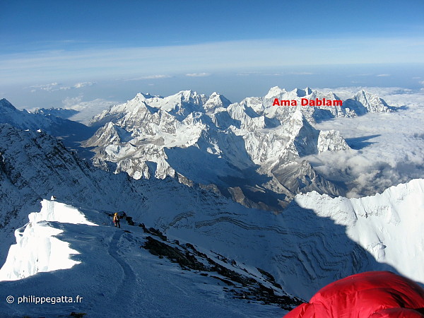 Ama Dablam. Вид с Эвереста. Фото Philippe Gatta
