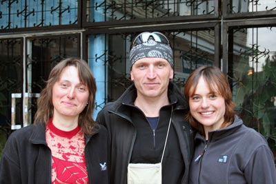 Аня Ясинская, В.Могила и Мариша Коптева (слева направо)