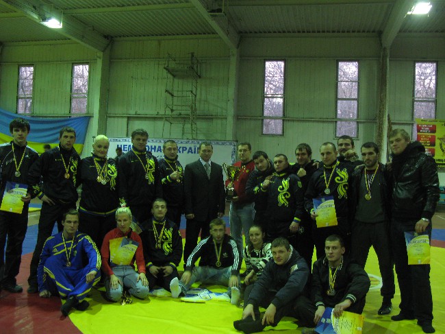 Киевская команда стала второй на чемпионате Украины по панкратиону