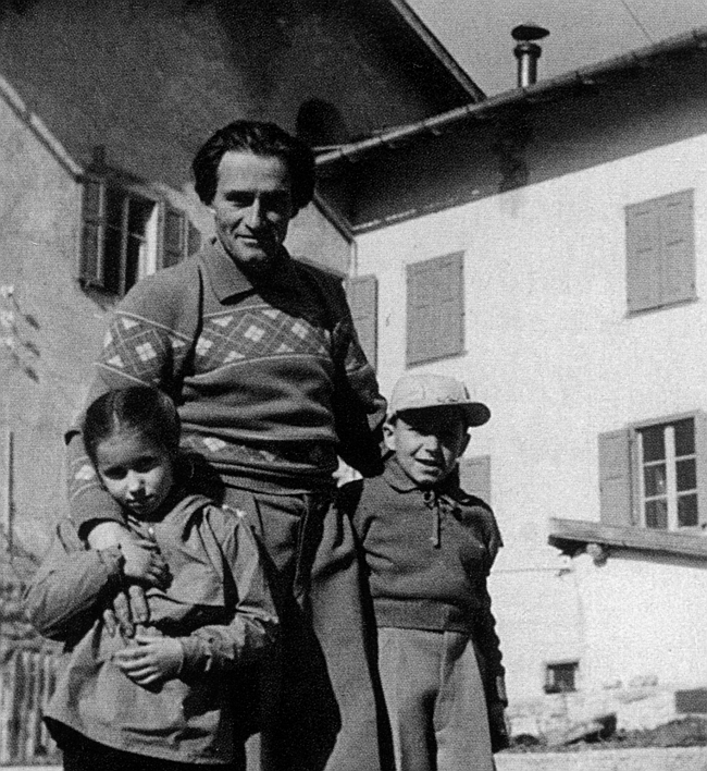Джино Солда (GINO SOLDA) со своими сыновьямиEvi и Manlio