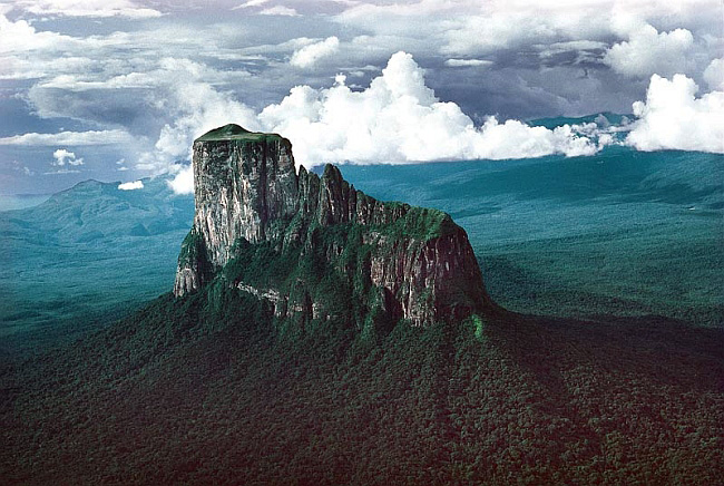 Cerro Autana в Венесуэле