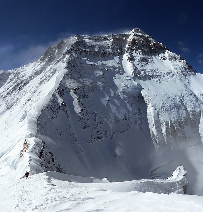 Северная стена Эвереста. Вид из Chang-Tse