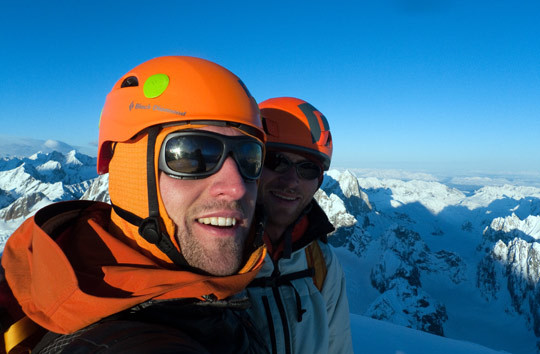 John Frieh и Doug Shepherd на вершине маршрут "No Such Thing as a Bargain Promise" горы Dickey