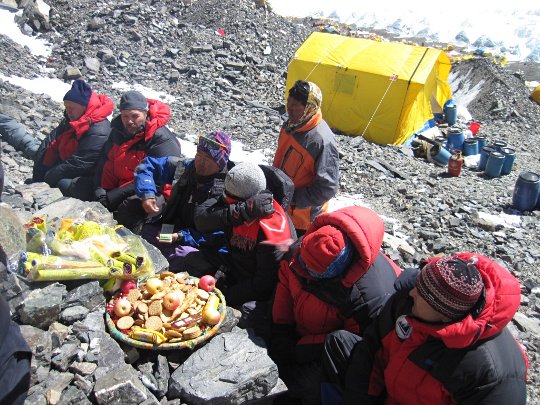 Украинская экспедиция на Эверест - 2012. Установлен высотный лагерь Camp1 на 7000 м