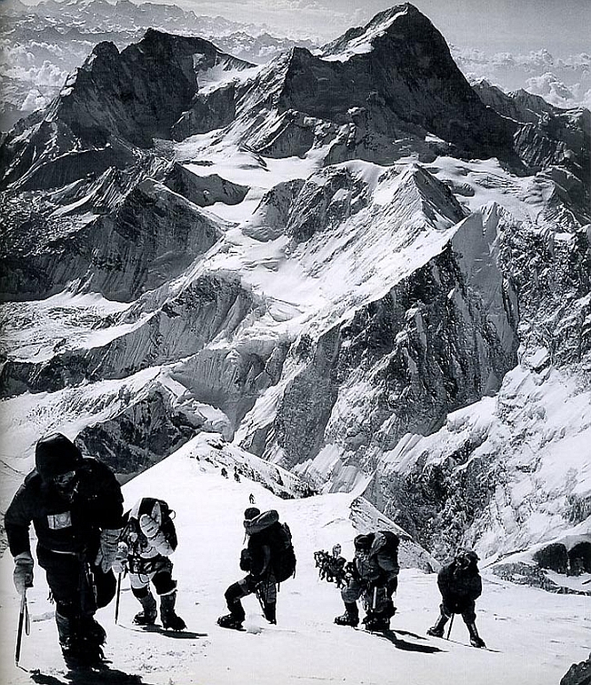 10 мая 1996 года. Восхождение на Эверест. Фото журналиста Джона Кракауэра (Jon Krakauer)