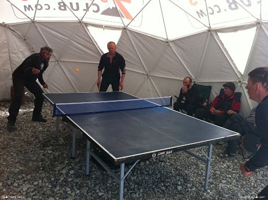Украинская экспедиция на Эверест 2012. Лагерь-2 установлен, турнир по теннису выигран!