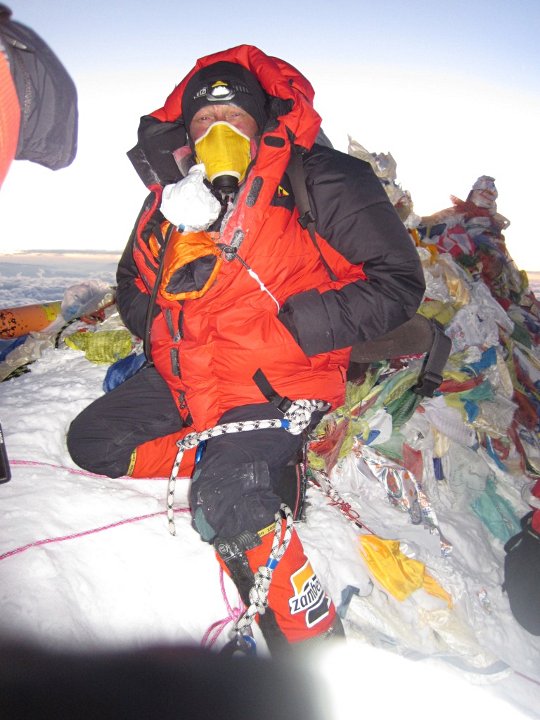 Виталий Кутний на вершине Эвереста. 19 мая 2012 года