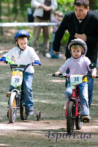 Детская велогонка "Мы чемпионы!"