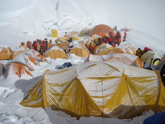 Эверест, лагерь 7000