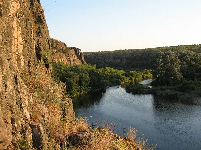 Вид на реку Южный Буг со скал