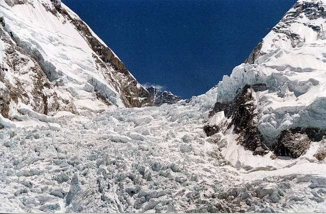 Ледопад Кхумбу на Эвересте  (Khumbu glacier)