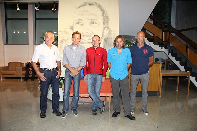 Жюри премии: Oswald Oelz (Президент), Ivo Rabanser, Carlo Caccia, Christoph Hainz, Silvio Mondinelli