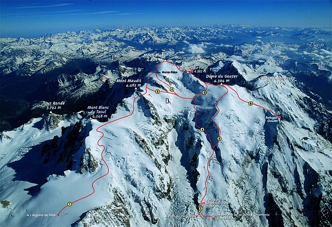маршрут "voie des trois monts" на вершины (Mont Maudit, Mont Blanc du Tacul, Monte Bianco