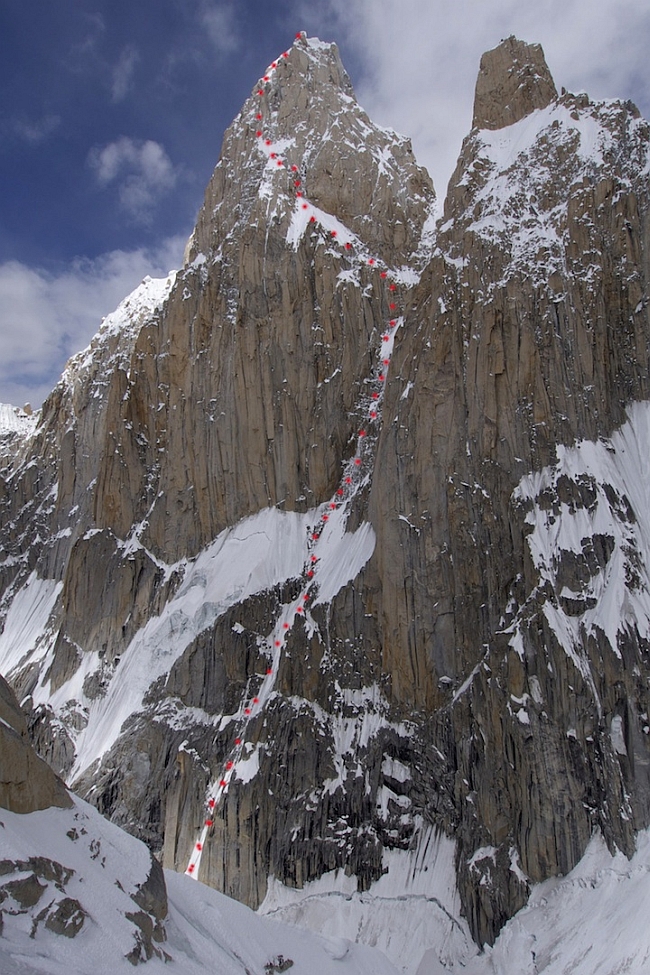 Маршрут по восточной стене пика K7 (6935m, East Face of K7). 2012 год