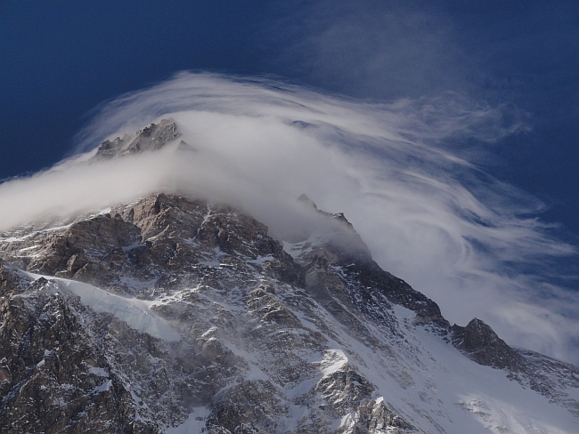 Вершина К2 (Чогори, 8611 м) — вторая по высоте горная вершина после Джомолунгмы в мире