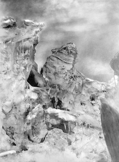 Экспедиция герцога Abruzzi: переход через ледопад Chogolisa 1909. Фото Витторио Селла Vittorio Sellа