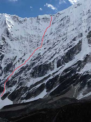 первопрохождение в альпийском стиле северной стены Tengkampoche (6487 м)