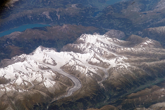 Ледник Алеч (Aletsch Glacier, Швейцария)  - вид со спутника