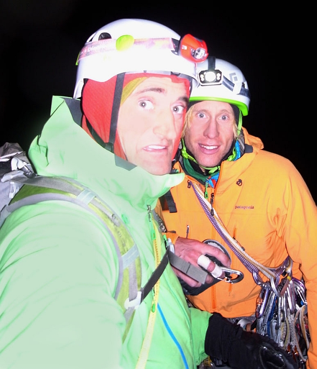 Мэтт Хелликер (Matt Helliker) и Джон Бресей (Jon Bracey) на вершине Mont Grouvetta