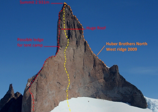 Ulvetanna 2931 м, Красным цветм отмечен предполагаемый маршрут экспедиции Лео Холдинга