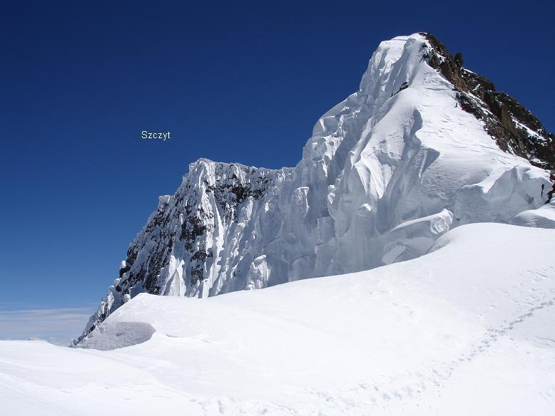 Фото 2005 года. Вид с перевала 7900 метров на Броуд Пик