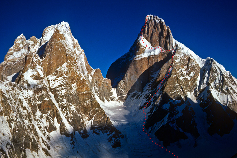  маршрут на вершину Ogre (Baintha Brakk, 7285 метров, Каракорум) по новому маршруту на Южной стене