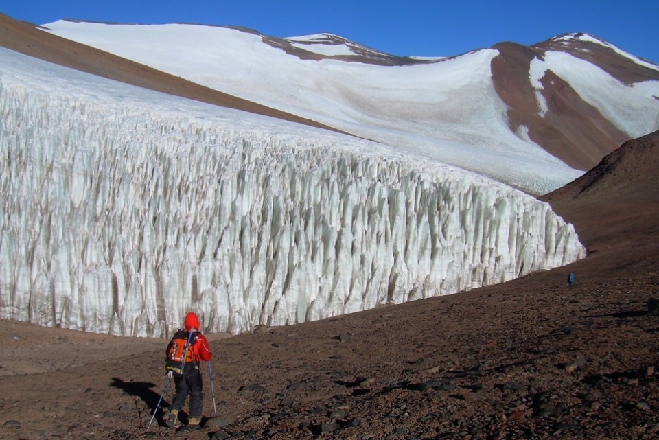  Ледник Восточный Писси и пик Tres Picos (6.037 м) 
