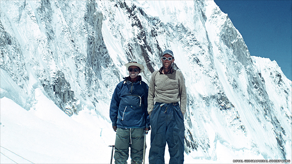 Найвища гірська вершина у світі Еверест була пройдена 29 травня 1953 р. новозеландцем Едмундом Гілларі та непальським шерпом Тенцингом Норгеєм.
