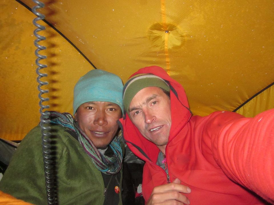Sherpa Dorje Gylgen и Кентон Кул (Kenton Cool)