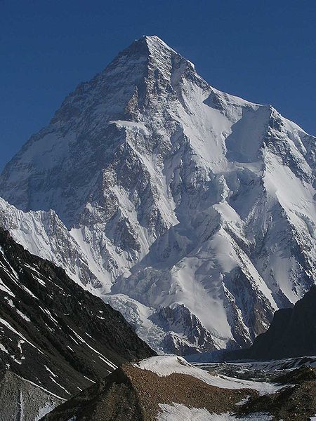  K2 (Чогори, 8614м) - вторая по высоте горная вершина после Эвереста в мире