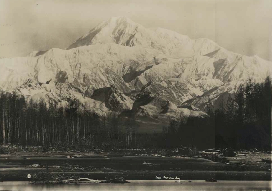  Мак-Кинли (Денали; англ. Mount McKinley, Denali) высотой 6194 метра. Фото 1910 года