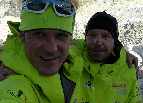 Марек Холечек (Marek Holecek) и Зденек Храб (Zdenek Hruby). Первое восхождение по Северо-Западному гребню вершины Talung (7349 м) 