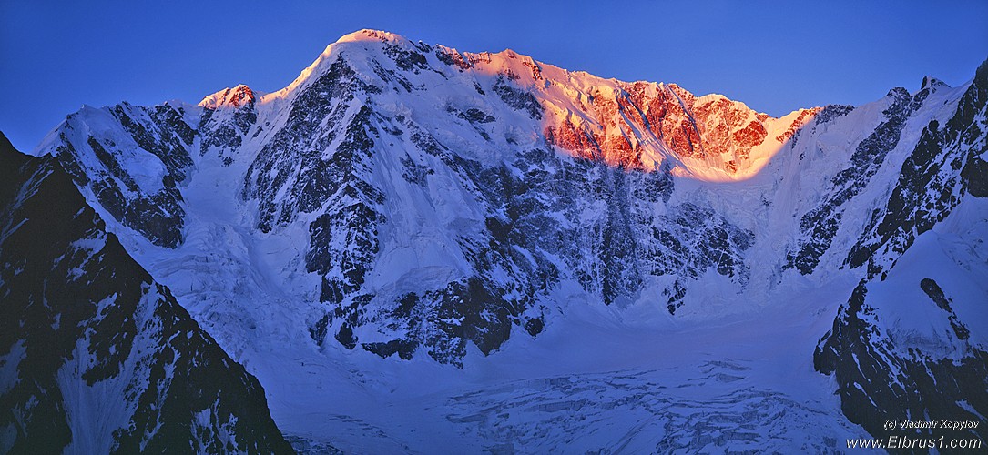  Шхара - высочайшая вершина Грузии