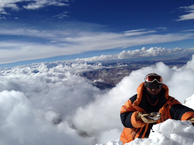  Вид с вершины восьмитысячника Чо-Ойю на Тибетское нагорье. сентябрь 2013