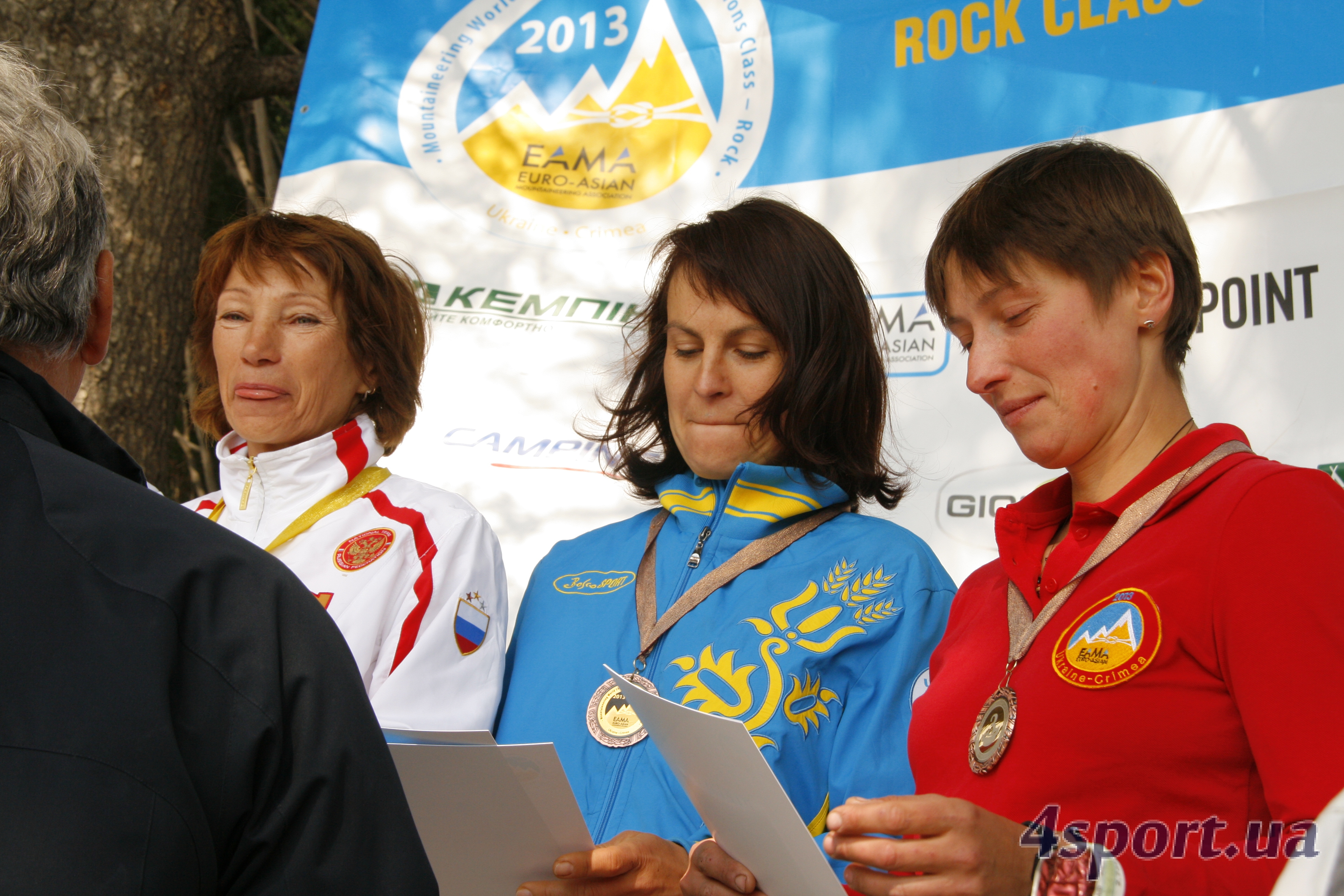 Чемпионат Мира по альпинизму в скальном классе 2013 года. Фоторепортаж с награждения победителей