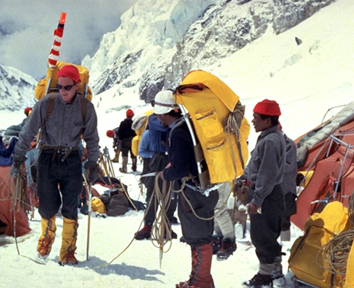 Американская экспедиция 1963 года на Эверест. Подготовка к штурмовому восхождению