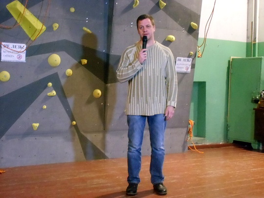 В Енакиево открылся новый скалодром. +ФОТО