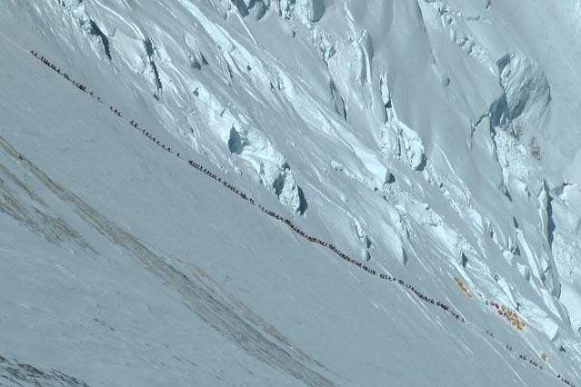 очередь на Эверест. 2012 год