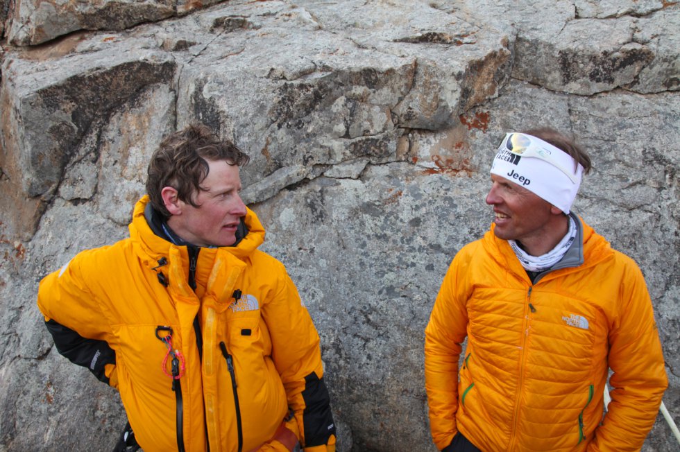  Симоне Моро (Simone Moro) и Дэвид Гёттлер (David Göttler) после завершения экспедиции на Нангапарбат сезона 2014 года