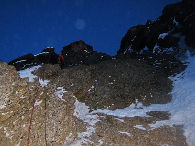 Красноярские альпинисты на первом зимнем прохождении горы Парус по ее Северной стене на Памиро-Алае в районе Сабах