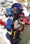 В Гималаях запретят соло альпинизм?