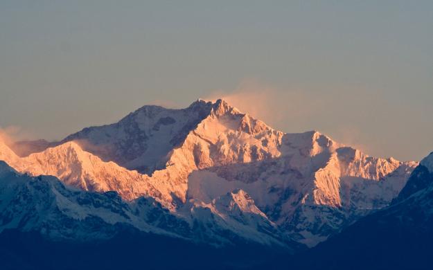 Канченджанга (8586м)  - самая высокая вершина Индийских Гималаев