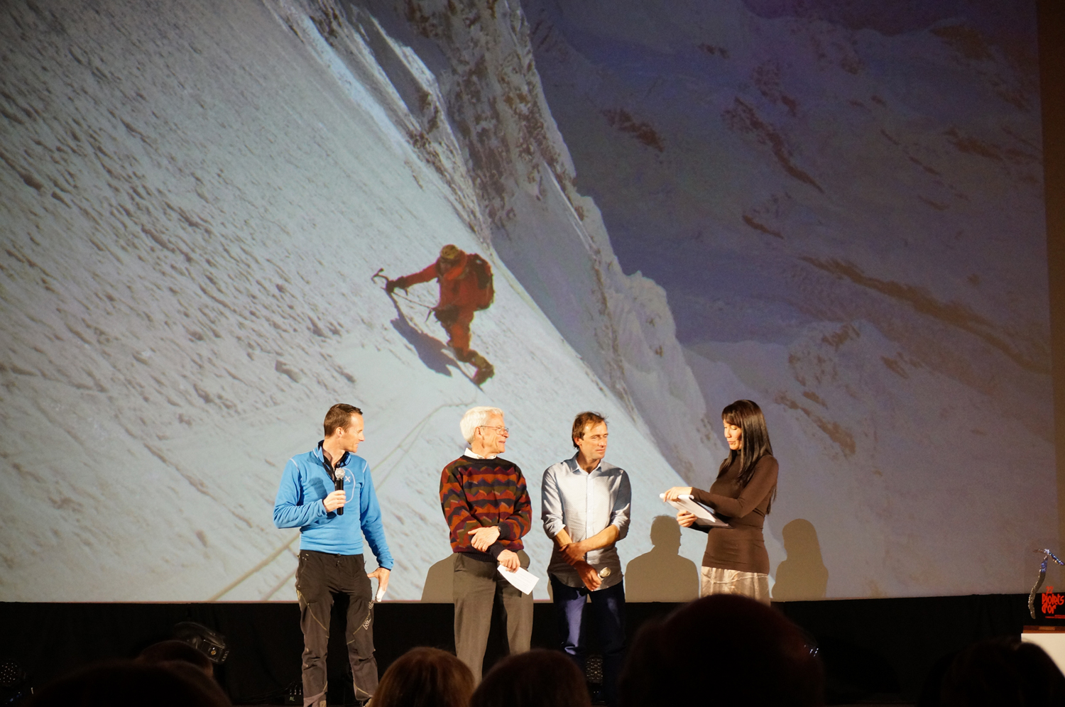 Премия "специальное упомимнание жюри" получают: Стефан Бенуа (Stephane Benoist, слева) и Янник Гразиани (Yannick Graziani, справа) за восхождения на Аннапурну