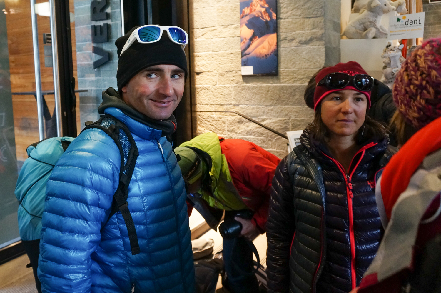 Ули Штек и знаменитая французская альпинистка Лив Сансо на подъемнике Эгюий дю Миди