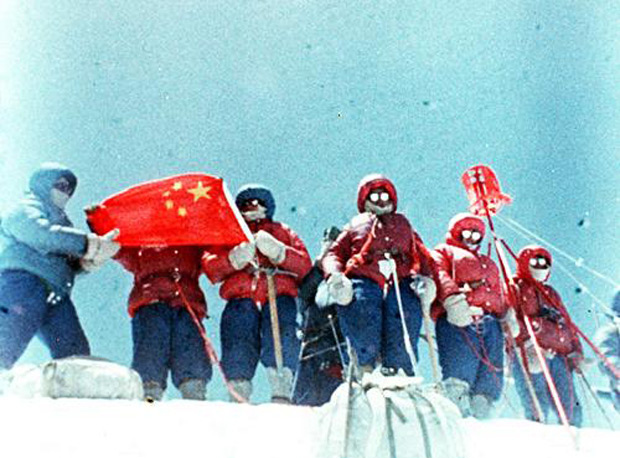 китайская команда 1975 года на Эвересте