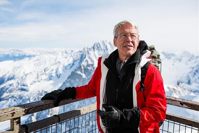 американский альпинист Джордж Лоу (George Lowe) - председатель жюри премии "Золотой Ледоруб" 2014 (Piolets d