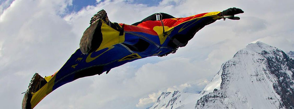 Джоби Огвин (Joby Ogwyn) намерен совершить прыжок в вингсьюте с вершины Эвереста в мае 2014 года.